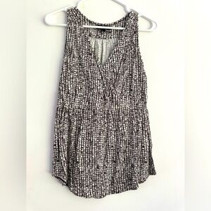 Banana Republic sleeveless top